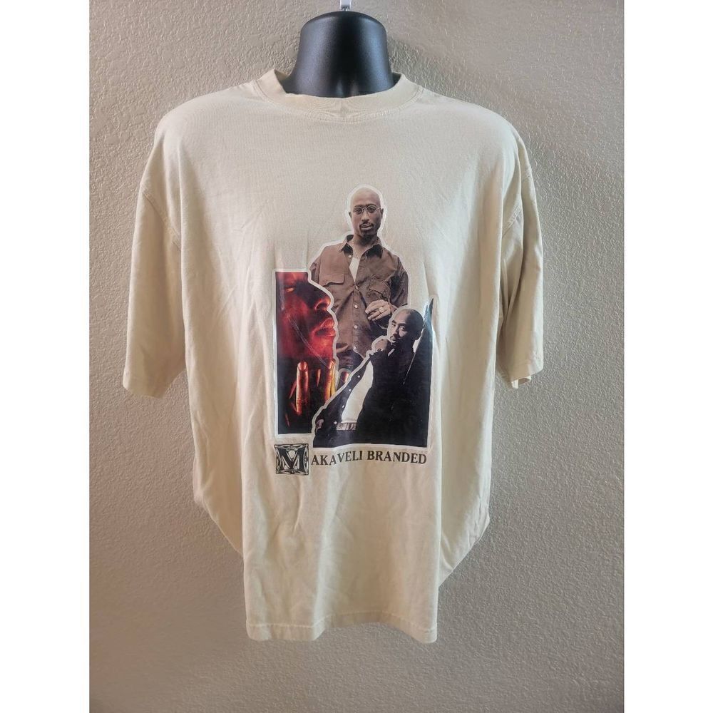 Vintage Tupac makaveli branded tshirt size large